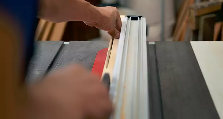 Bifold Door Seal Repair in Deltona, FL