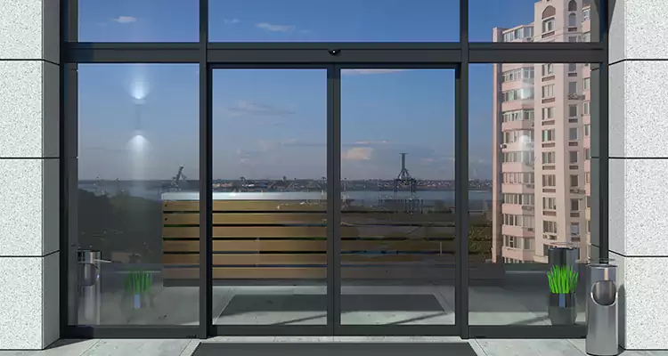 Our Patio Door Casing Repair Services in Deltona, FL