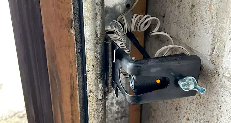 Fix Broken Garage Door Sensor in Deltona, FL