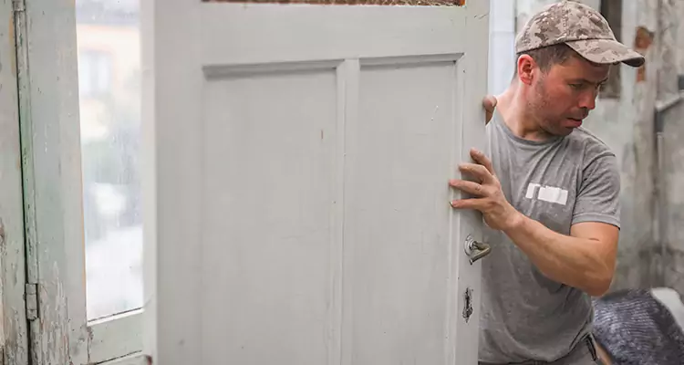 Home Front Door Replacement in Deltona, FL