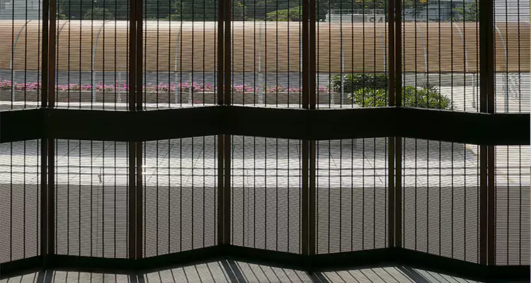 Front Screen Door Repair in Deltona, FL