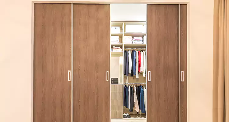 Sliding Closet Wardrobe Repairs in Deltona, FL